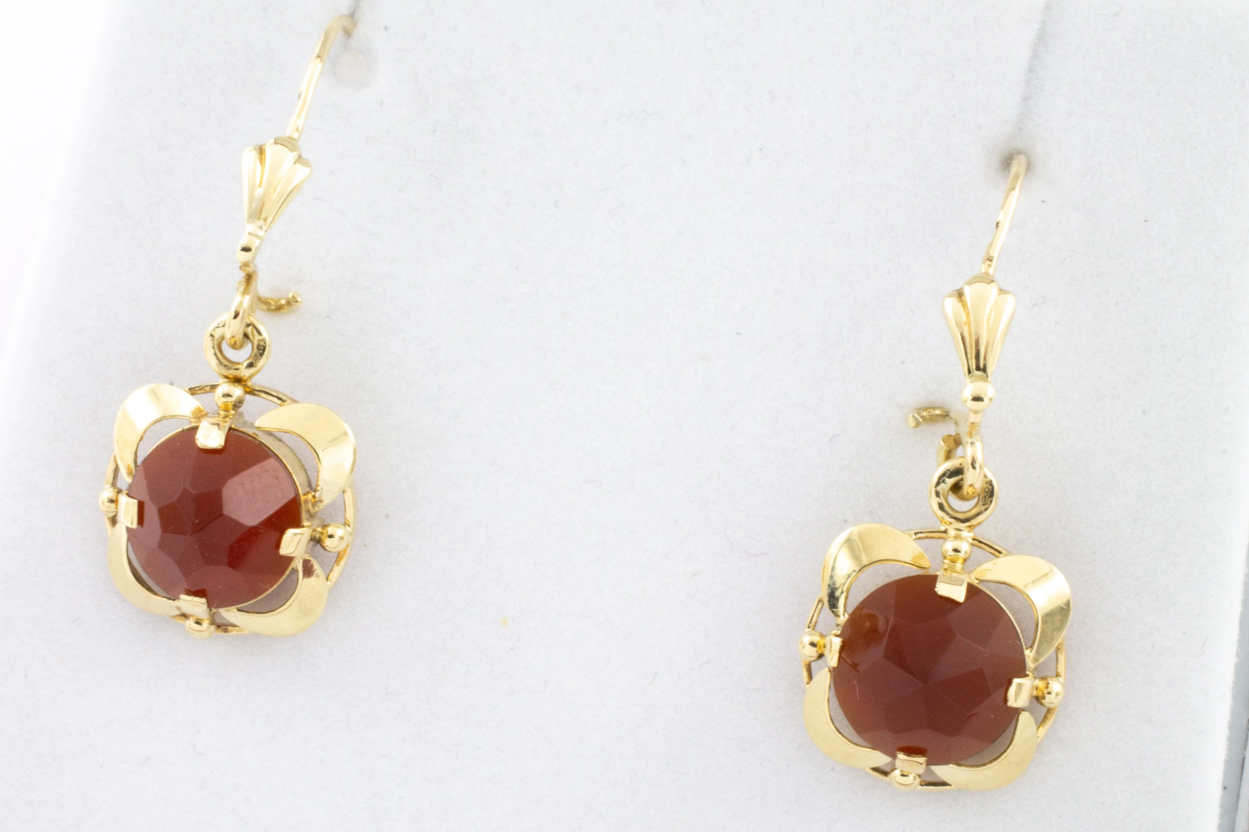 14 carat gold earrings with carnelian