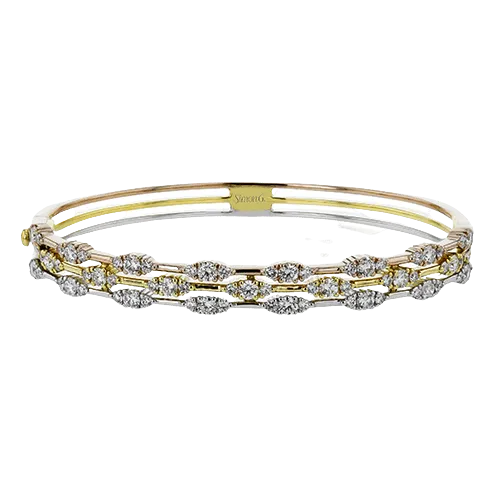 Bangle in 18k Gold with Diamonds