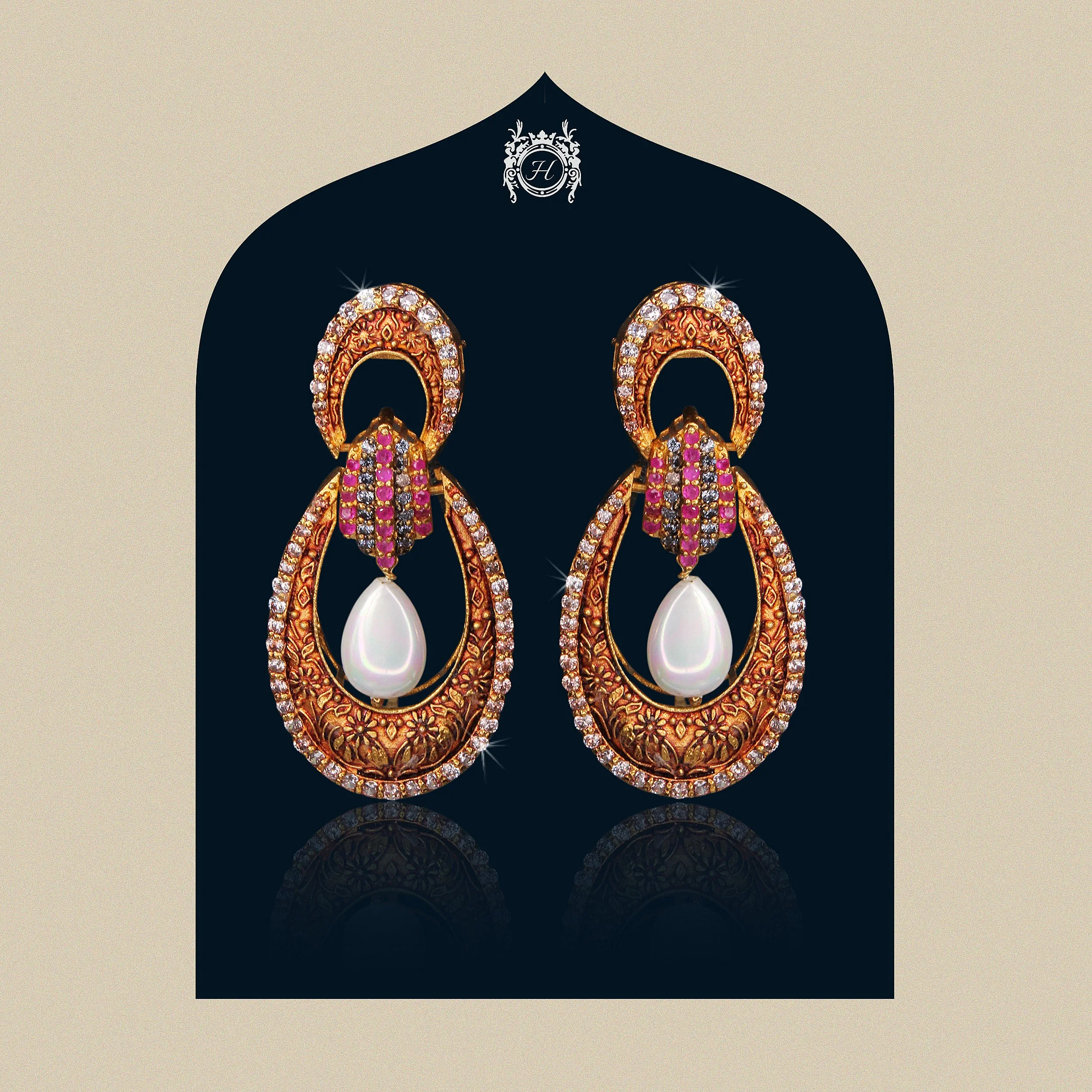 Earrings in Chetum, Pearls and Zircons