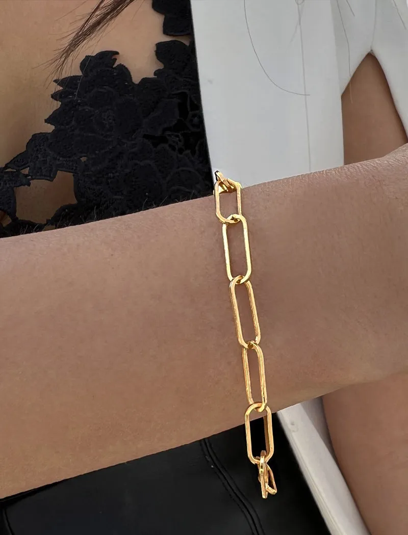ESSENTIAL Large Paperclip Link Chain Bracelet | 18K Gold Over Sterling Silver