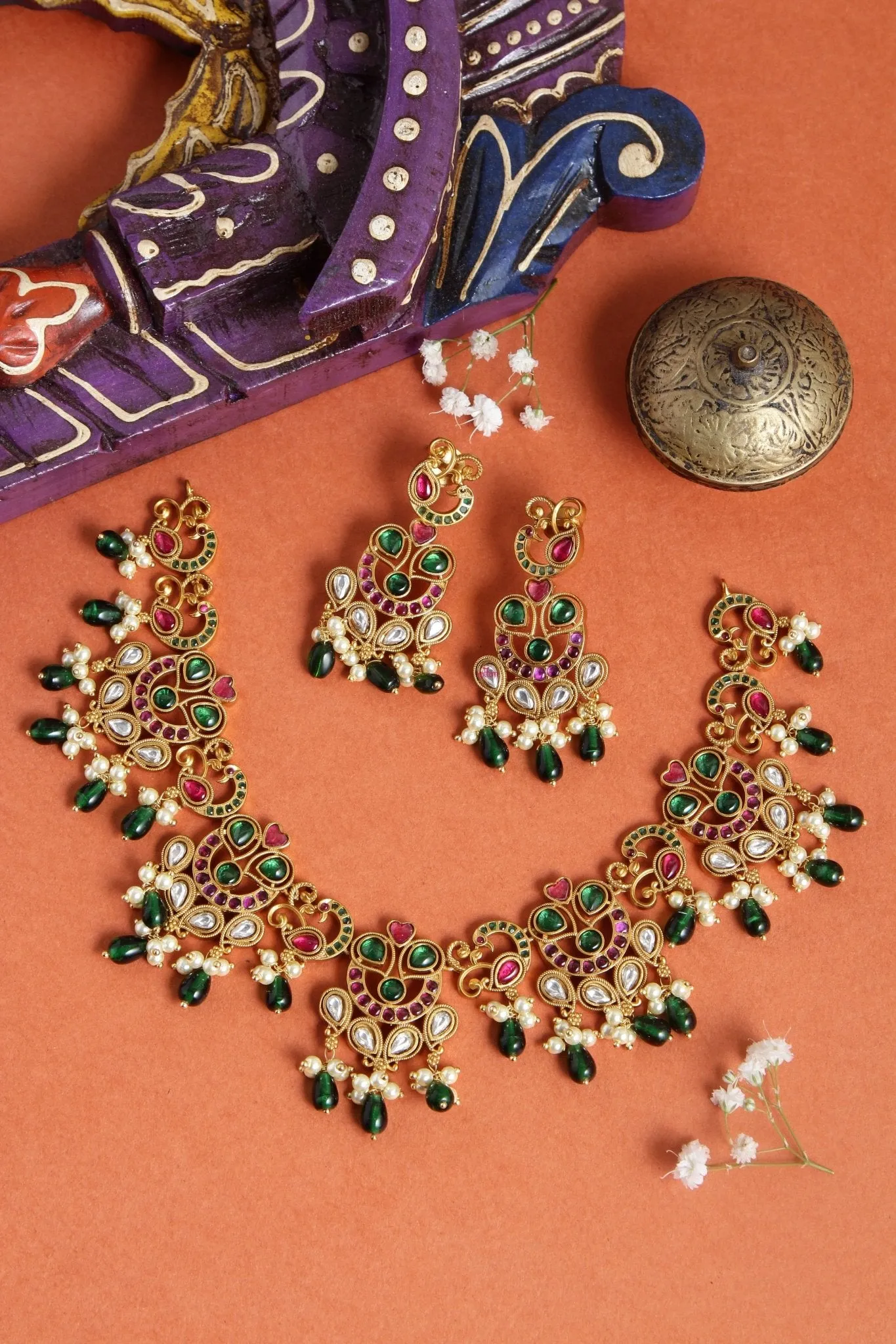 Ethnic Pearl Floral Beaded Choker