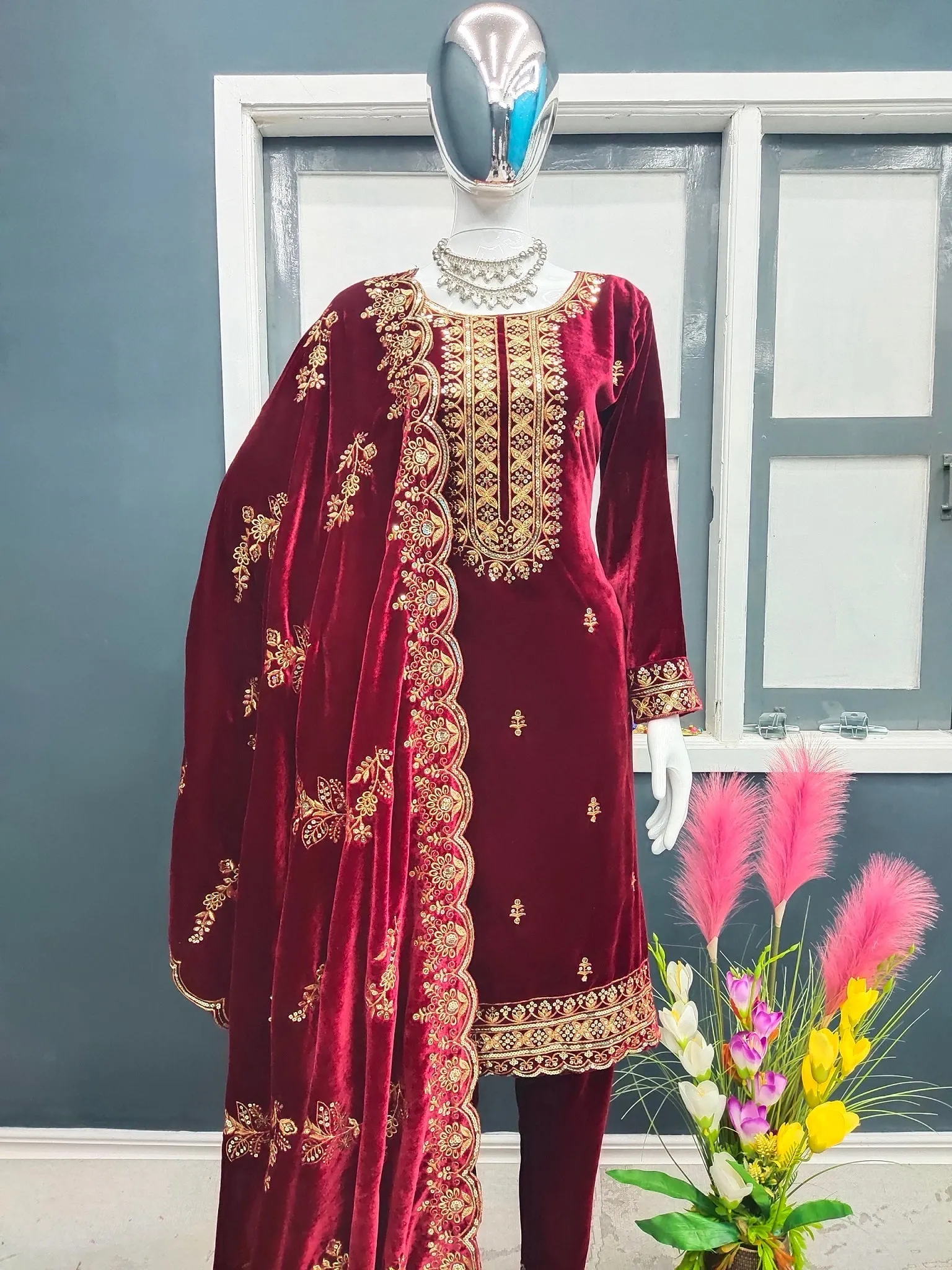 Fashionable Velvet Red Color Salwar Suit