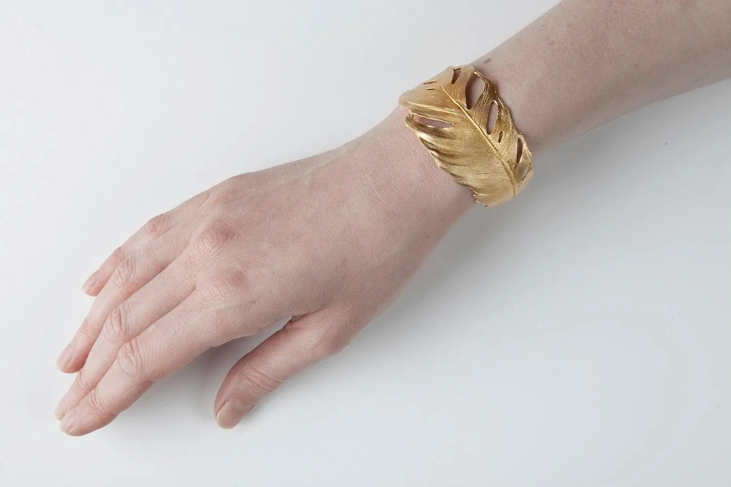 Feather Cuff Gold