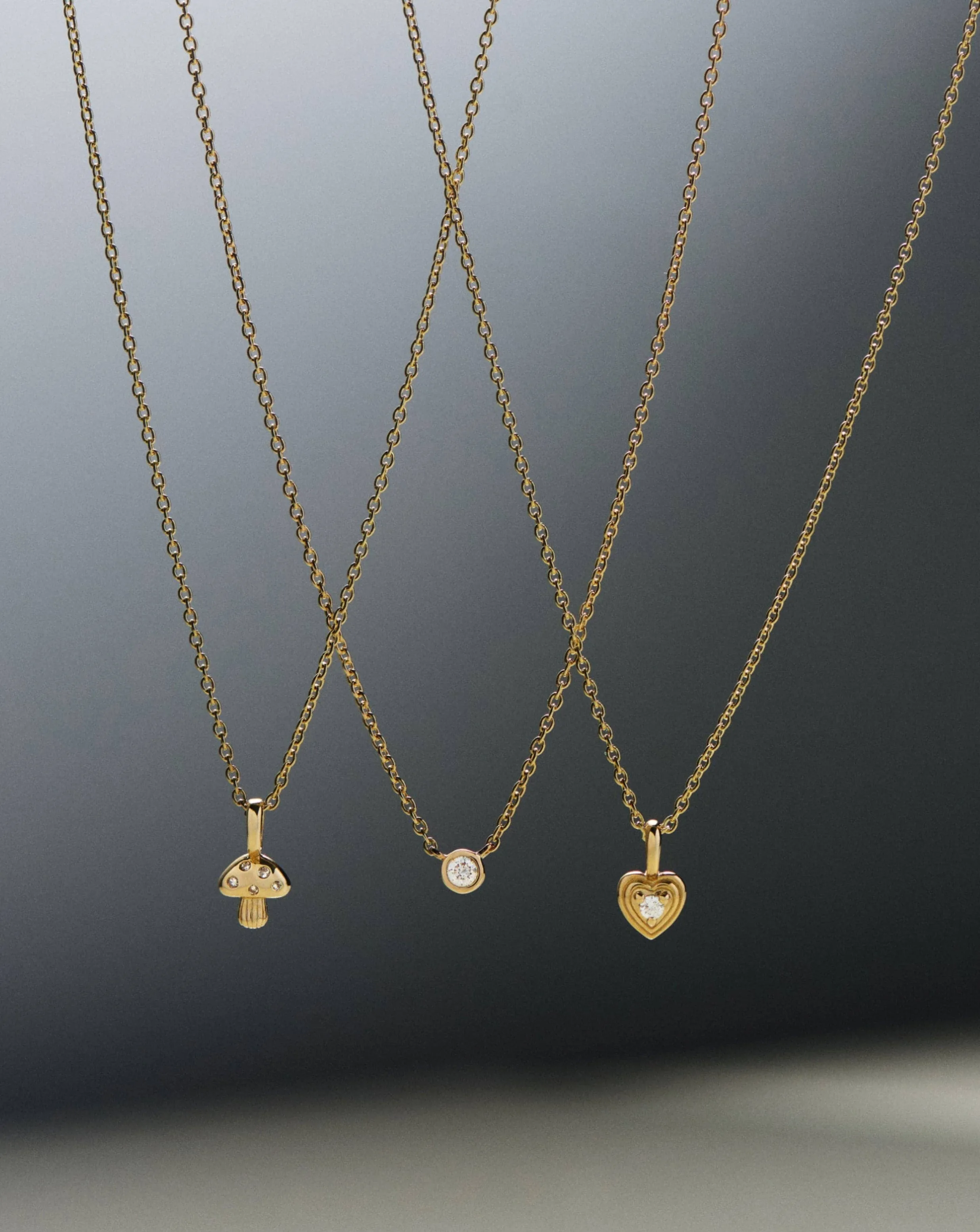 Fine Diamond Heart Mini Pendant Necklace | 14k solid Gold/Diamond