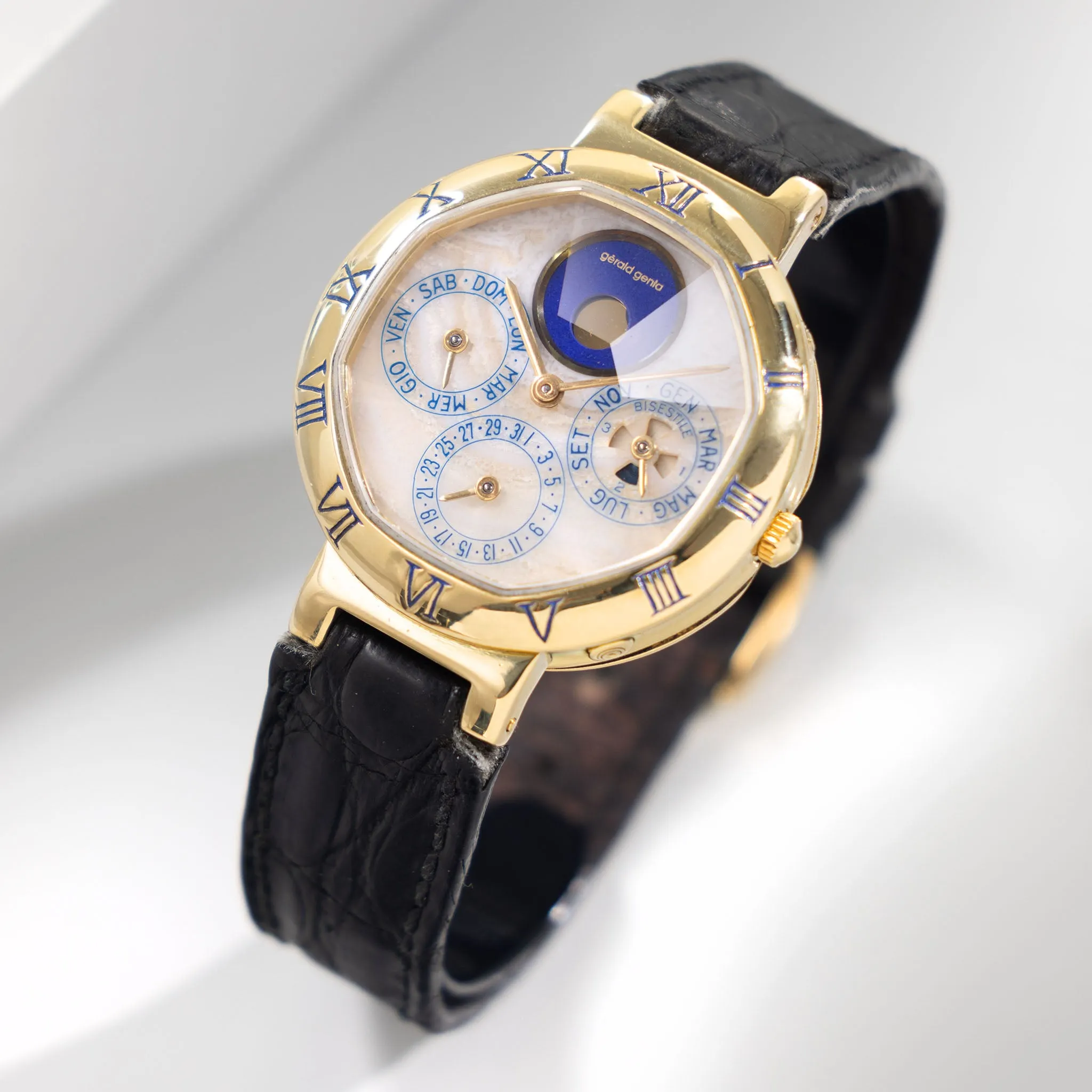 Gerald Genta "Success" Perpetual Calendar Moonphase 18kt Yellow Gold "Marble dial" Ref G2994.7