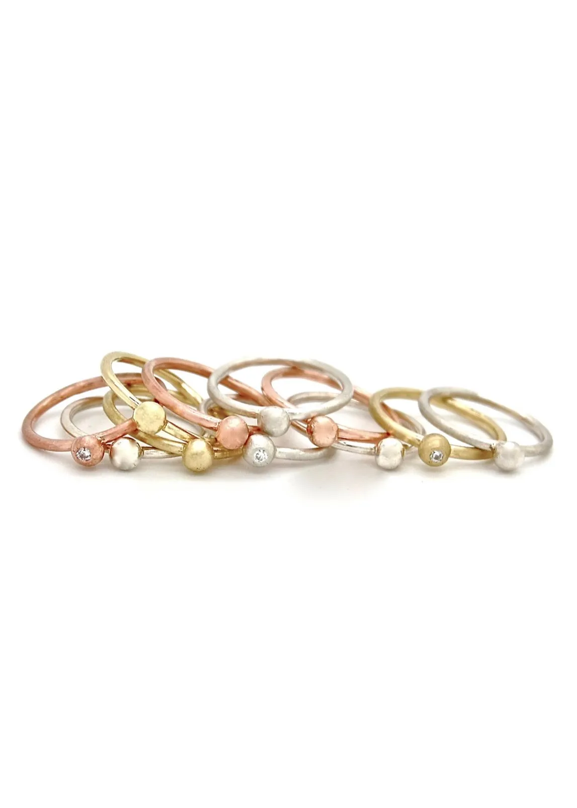 Heorth | Spotlight Ring | 18K Gold Matte Finish